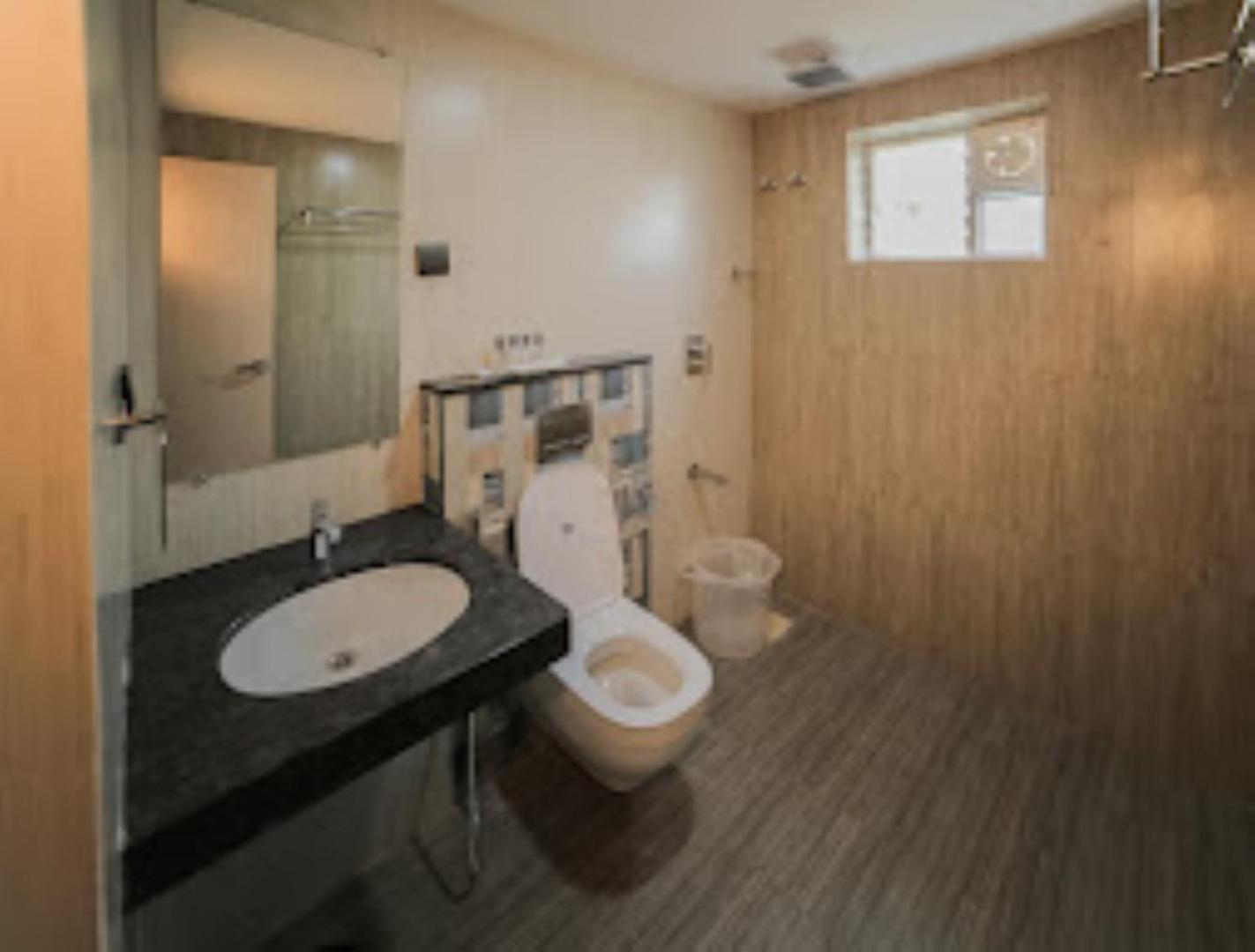 Hotel Max Prime, Maduraj Zewnętrze zdjęcie